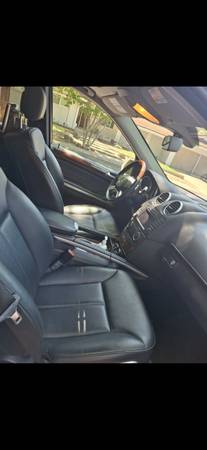2010 Mercedes GL450 hermoso, ASIENTOS 7 - $11,975 (barrio Mission)63438853740547124