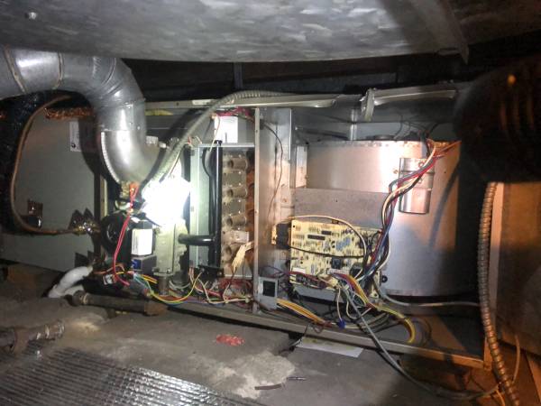 furnice good condition 1