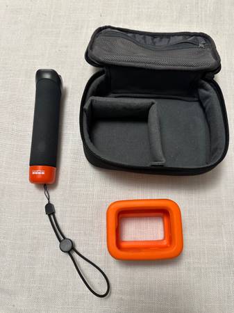 GoPro accessories - Floaty camera mount, floating pole with mount and 1