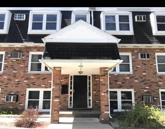 $1,195 / 2 hab - 1100 pies² - CONDO LIMPIO EN N. END: 2 dormitorios, 2 baños, suite principal, junto al lago, reformado (NORTH END PORT HURON)63882354138755120