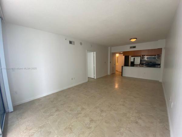 $2,600 / 1br - 825ft2 - 1Bed/1Bath, washer/dryer inside the unit (Edgewater)63825138163075124