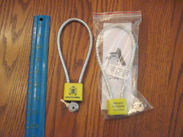 Two long cable padlocks, for firearm or other use 1