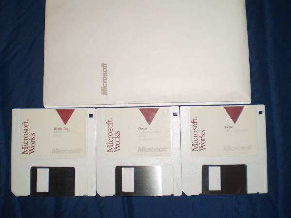 Microsoft Works 2.0 for DOS (3 Disks) 1
