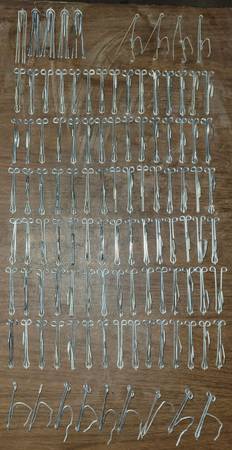 Vintage Drapery Hook, Hanger, Prong, Pleat 1