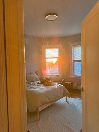 Bedroom available Jan 1st Mission Hill 1