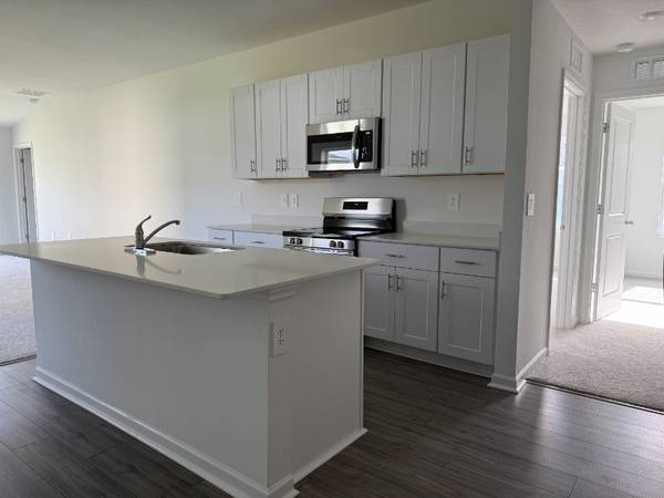 $1850.00 / 3br - 1448ft2 - Millwood Estates63693502449923122