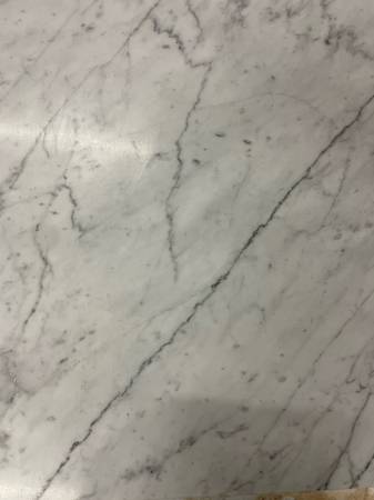Marble slabs Carrera - various sizes 1