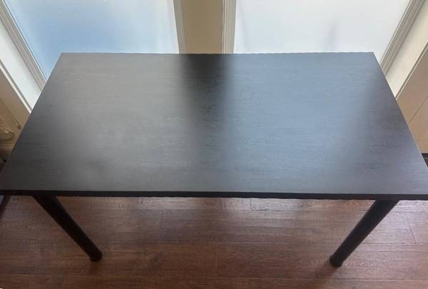 Table top only for computer or student 1