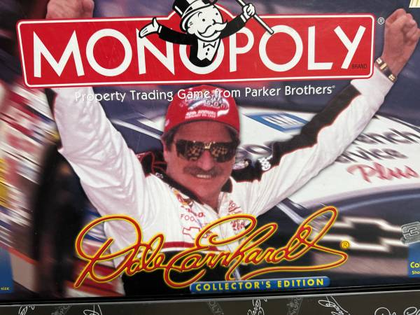 Monopoly Dale Earnhardt Collector's Edition NASCAR Racing 2000 1