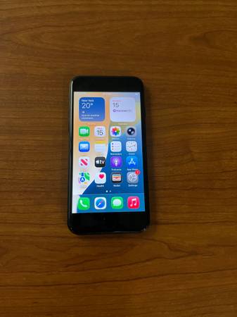 3rd Gen iPhone SE (2022) (MMX53LL/A) - 64 GB - Unlocked 1