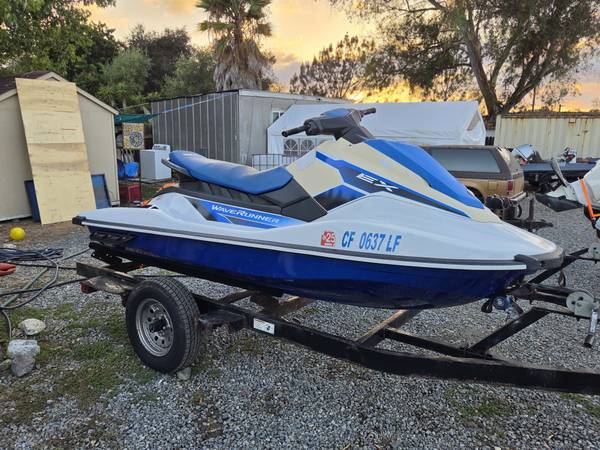 WaveRunner/2 ski Trailer 1
