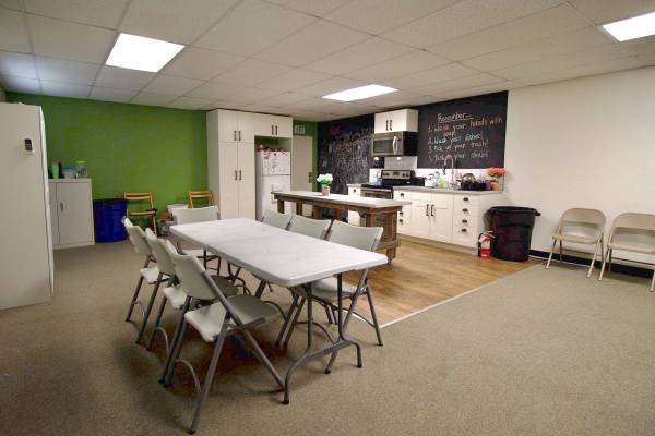 $2,475 / 2br - Play Area, On-call Maintenance, 2 Bed64028084395265124