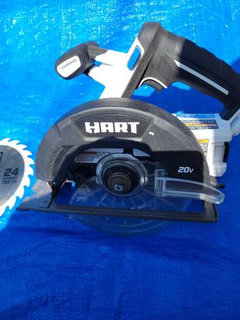 Circular saw ( New) 1