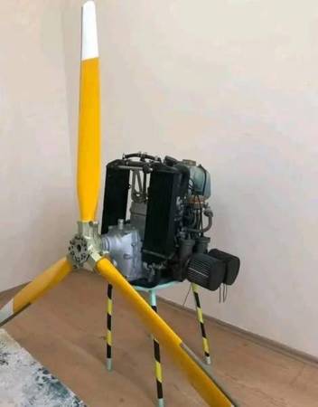 Aircraft Engine & Propeller Assembly – Complete Running Unit 1