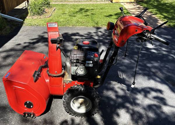 Simplicity snowblower 1