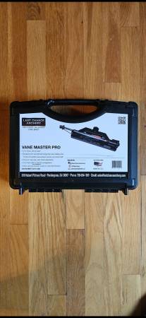 Vane Master Pro Fletching Jig 1