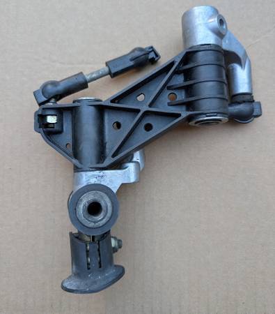 Saab 900 & 9-3 Shift Linkage 1