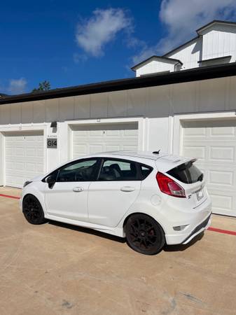 Ford Fiesta ST (Focus ST) - $10,700 (Austin)63439668854017122