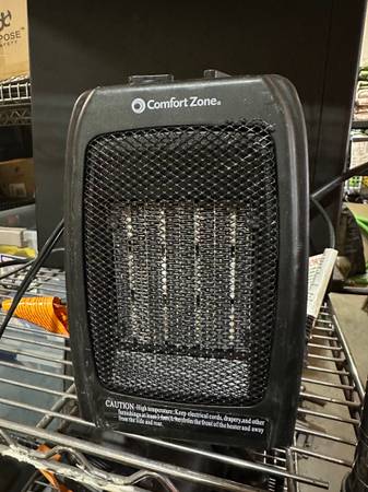 Comfort Zone Portable Desktop Ceramic Space Heater 1