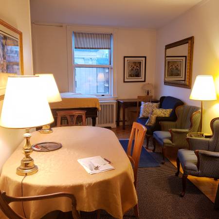 $3,300 / 1br - 500ft2 - Live beside the State House in a furnished unit - Avail NOW (Beacon Hill)64213536656258121
