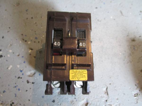 Wadsworth 40 amp / 2 Pole Breaker 1