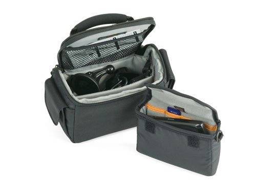 Lowepro Navi Plus Case for Garmin Nuvi Magellan Tom Tom GPS Navigation - $20 (Cumming/400)62960127095811122