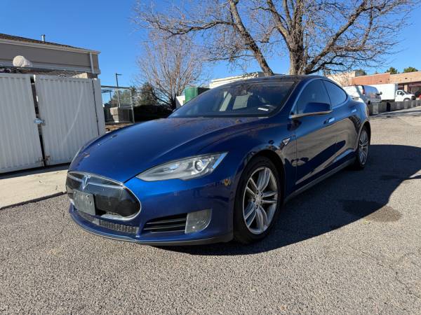 2015 Tesla Model S 70 with 81K MI 1