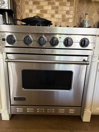 Viking Range Model #VGSC3064BS 1