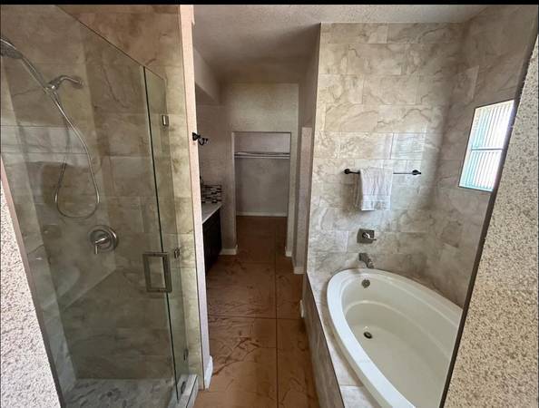 $2,000 / 2br - 1700ft2 - Luxurious New Build Home for Rent with Pool and Jacuzzi (Desert Hot Springs)63686227215747121