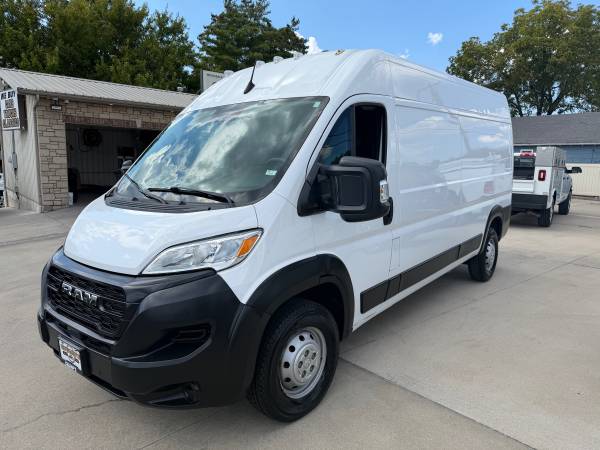 2023 RAM ProMaster High Roof - Photo 10