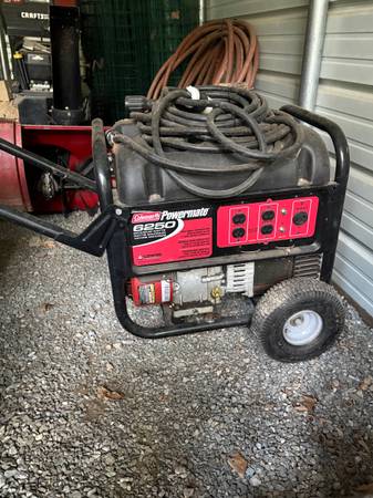 Generator 6250 Coleman Powermate 1