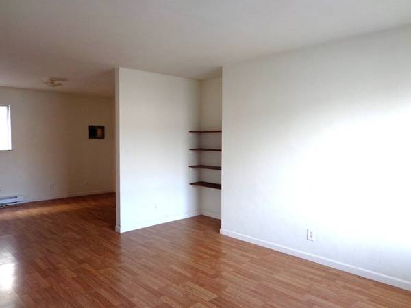 Large Studio Apartment for Rent - WPAFB area 1