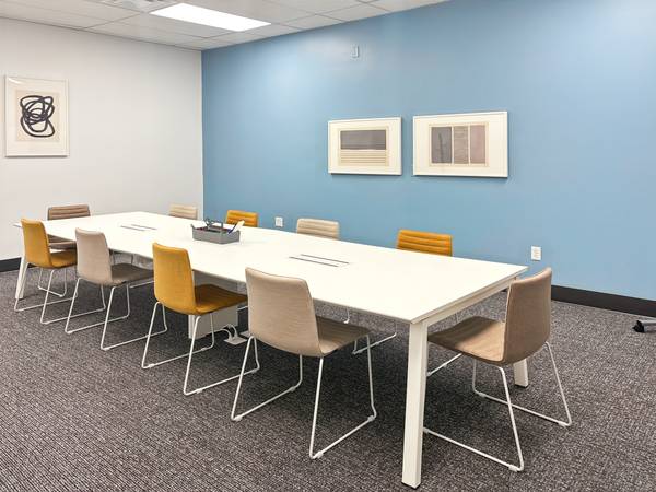 $205 Flexible Desks, Serious Connections 💼✨🤝 (Monroe)63667659105795121