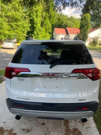 2018 gmc acadia AWD slt - $14,900 (Charlotte)63613387921411124