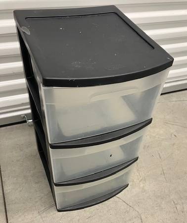 Storage Drawers - Sterilite 3 Drawer Medium Storage Unit 1