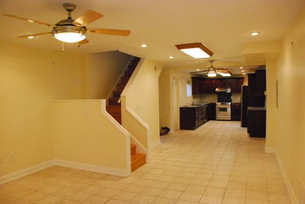 $1,800 / 2br - Beautiful 2BR/2B home in the heart of South Philadelphia (South Philadelphia)64046035215746120