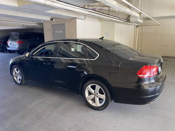 2012 VW PASSAT 2.5L **BAJOS KILOMETRAJE** **CONDICIÓN IMPRESIONANTE** **FUNCIONA EXCELENTE** - $4.900 (San Diego)63435948736769121