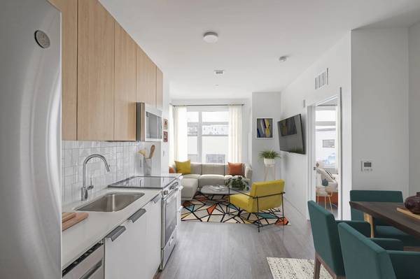$3,845 / 1br - Allston 1 Dormitorio/1 Baño | Cocina Moderna + Terraza en la Azotea | Cerca de Boston Landing (Allston)63614178583299122