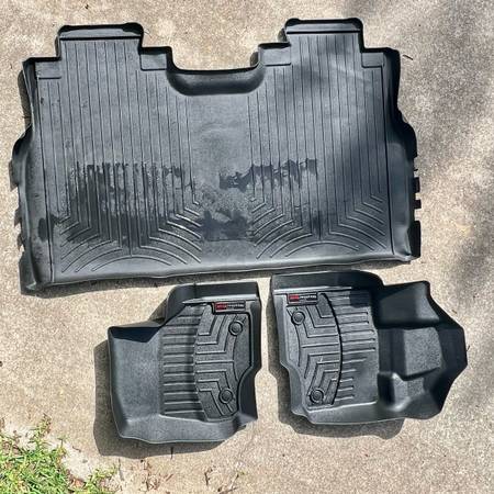 Ford F150 2023 WeatherTech mats 1