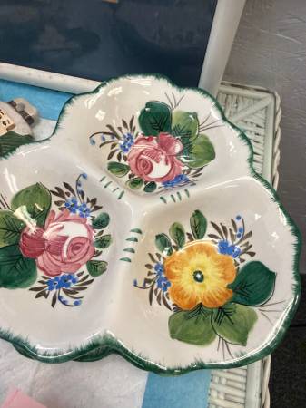 MK-Hand-Painted Ceramic Divided Serving Dish Floral Design 1