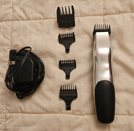 WAHL beard trimmer- rechargeable 1