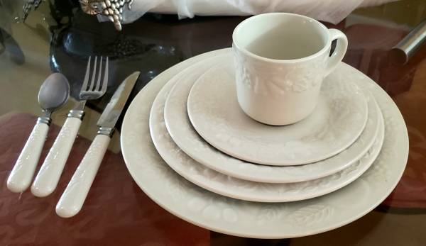 Dining set for 4 1