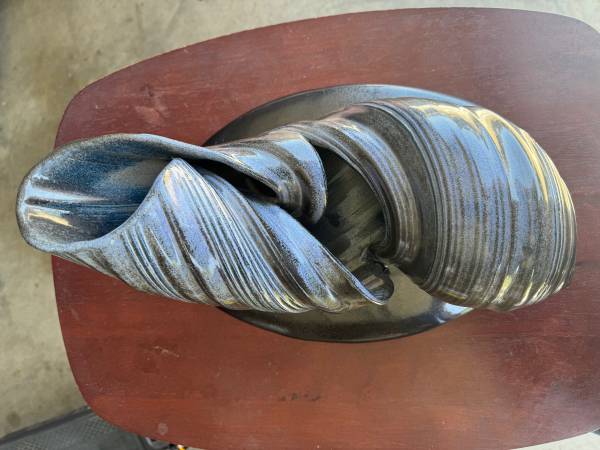 Ceramic shell signed by William Shinn 1