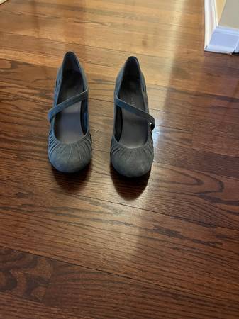 Women High Heels - Brand : Me Too 1