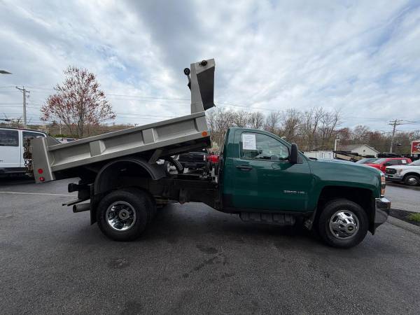 2018 Chevrolet Silverado 3500HD - Photo 6