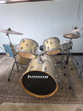 Ludwig Drumset 1