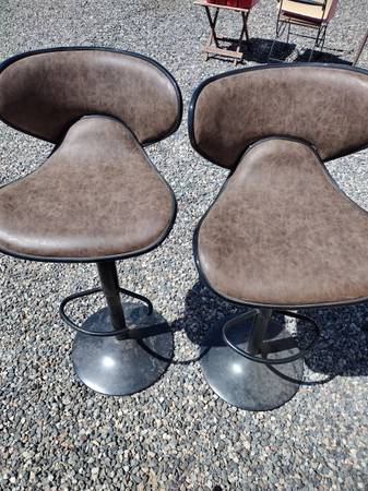 bar stools 1