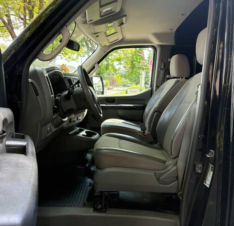 2013 Nissan NV 1500 - Photo 9
