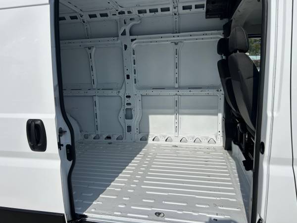 2023 RAM ProMaster 2500 High - Photo 10