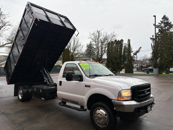 2003 Ford F-550 XL SUPER - Photo 2
